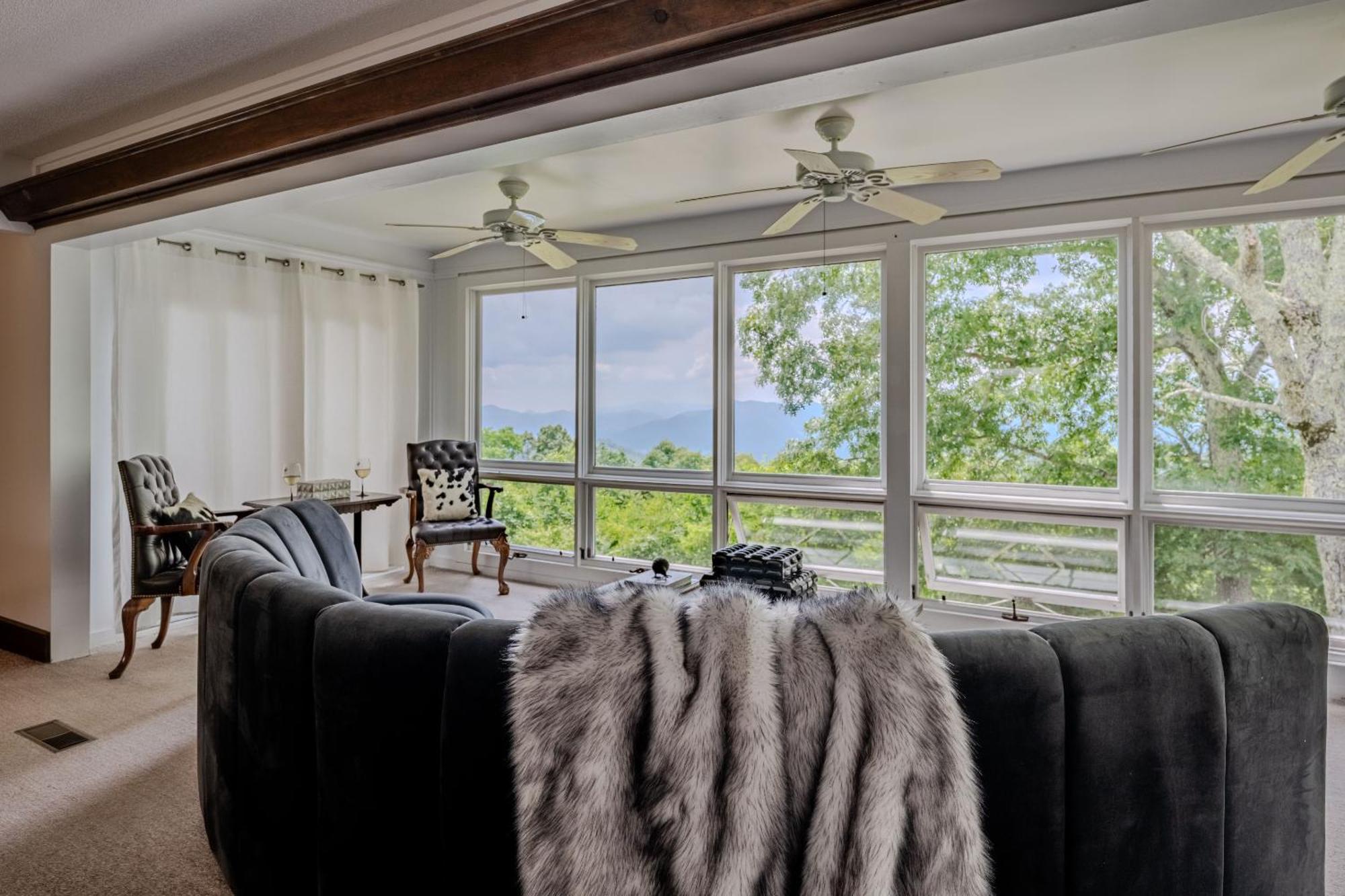 Fire Mountain Hotel Highlands Kamer foto